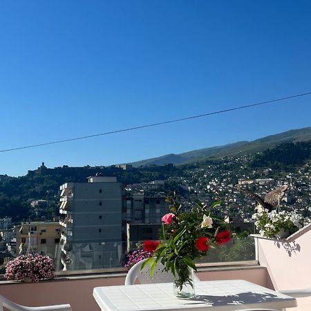 Flower Terrace Apartment Gjirokastër Exterior foto
