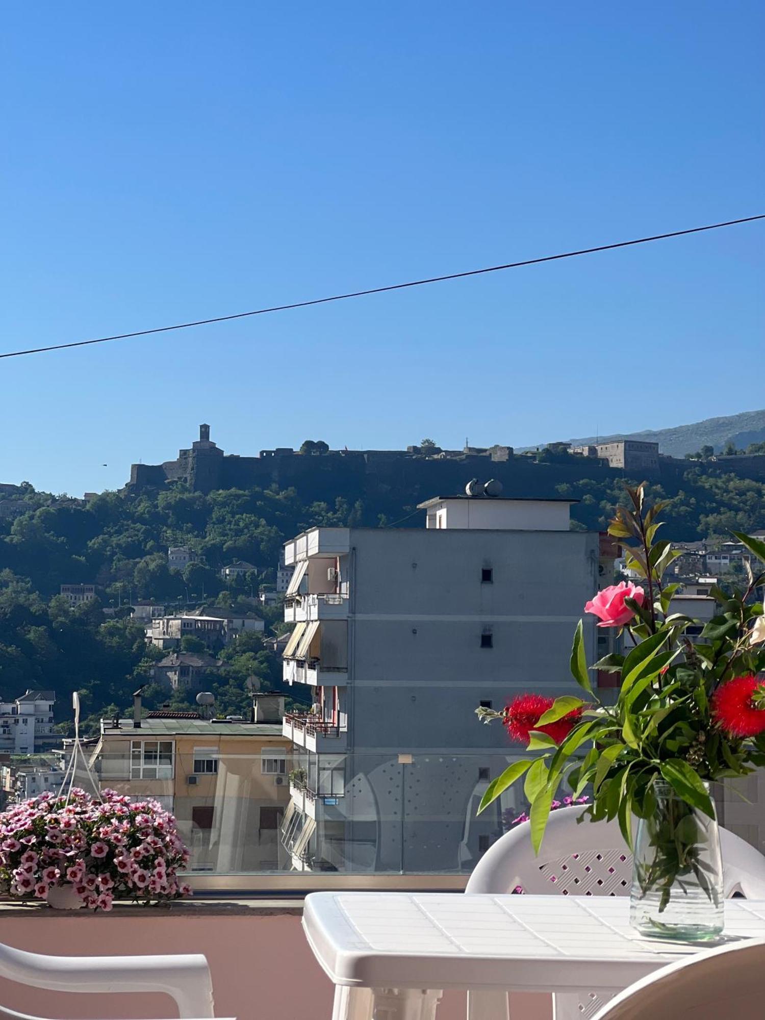 Flower Terrace Apartment Gjirokastër Exterior foto