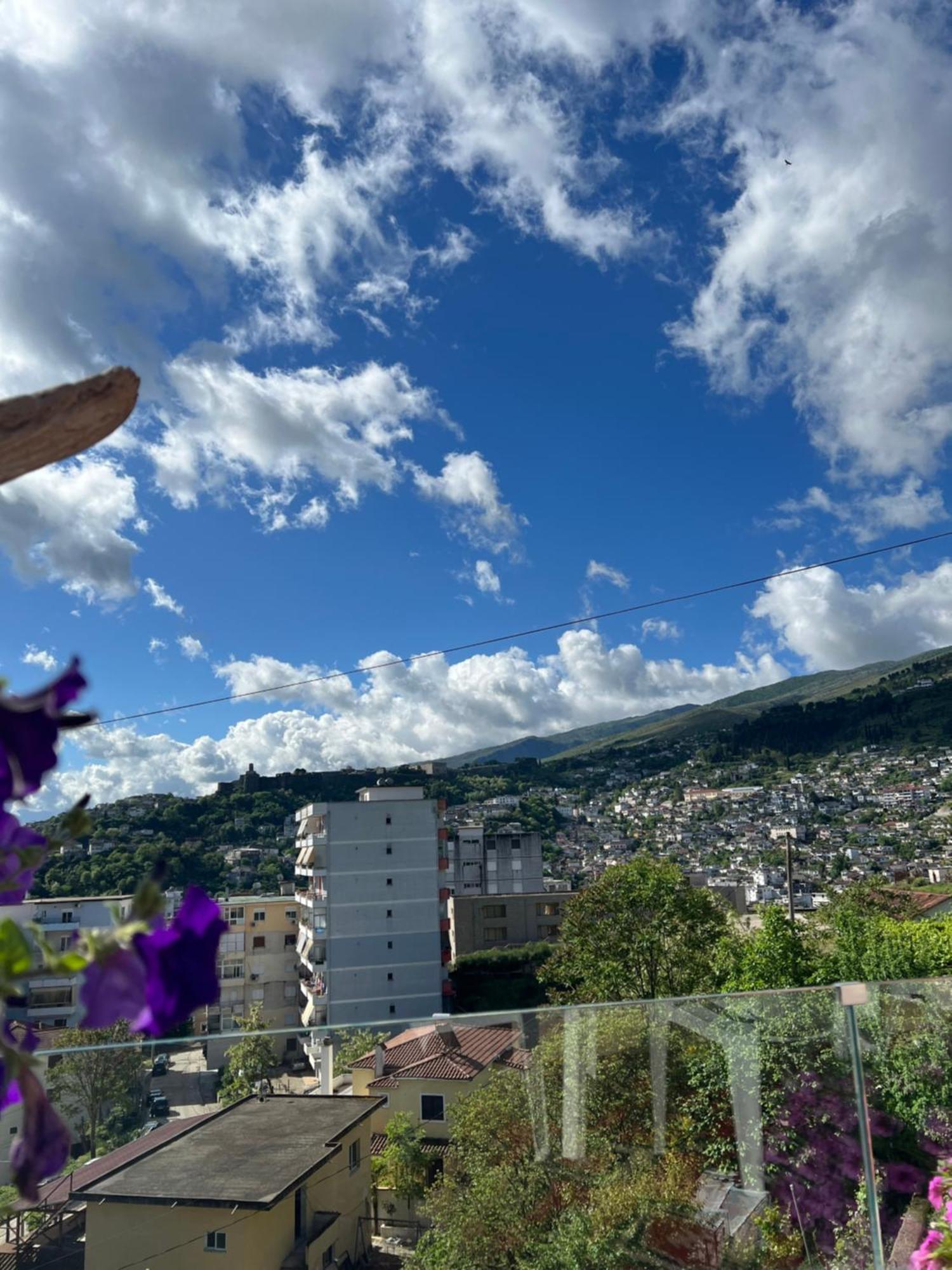 Flower Terrace Apartment Gjirokastër Exterior foto